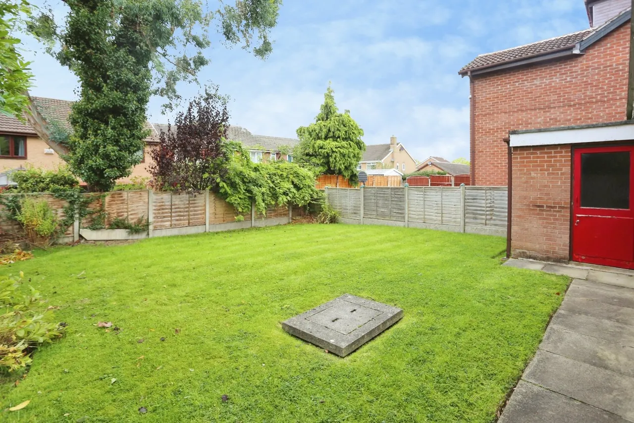 Bluestone Drive, Heaton Mersey, SK4, photo 7