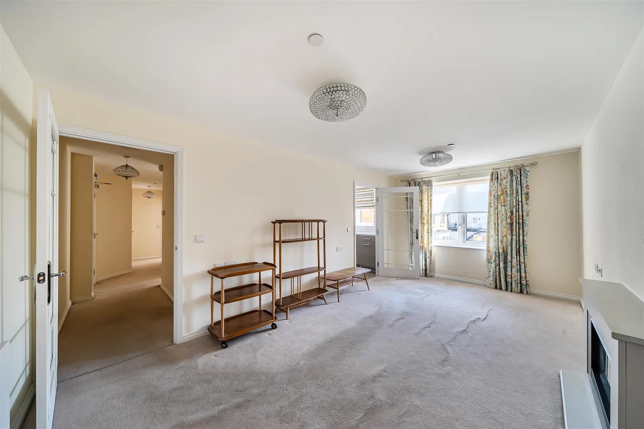 Westgate, Cowbridge, CF71, photo 5