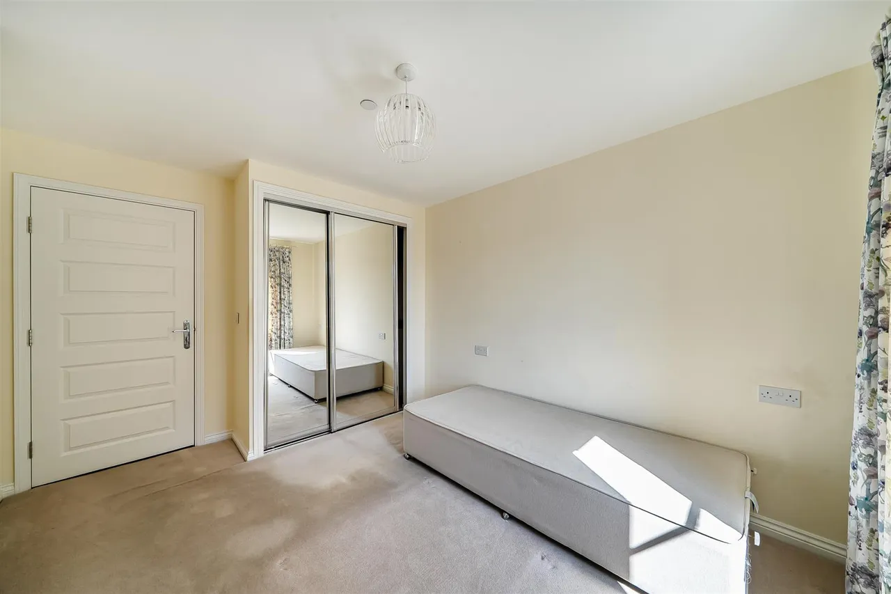 Westgate, Cowbridge, CF71, photo 12