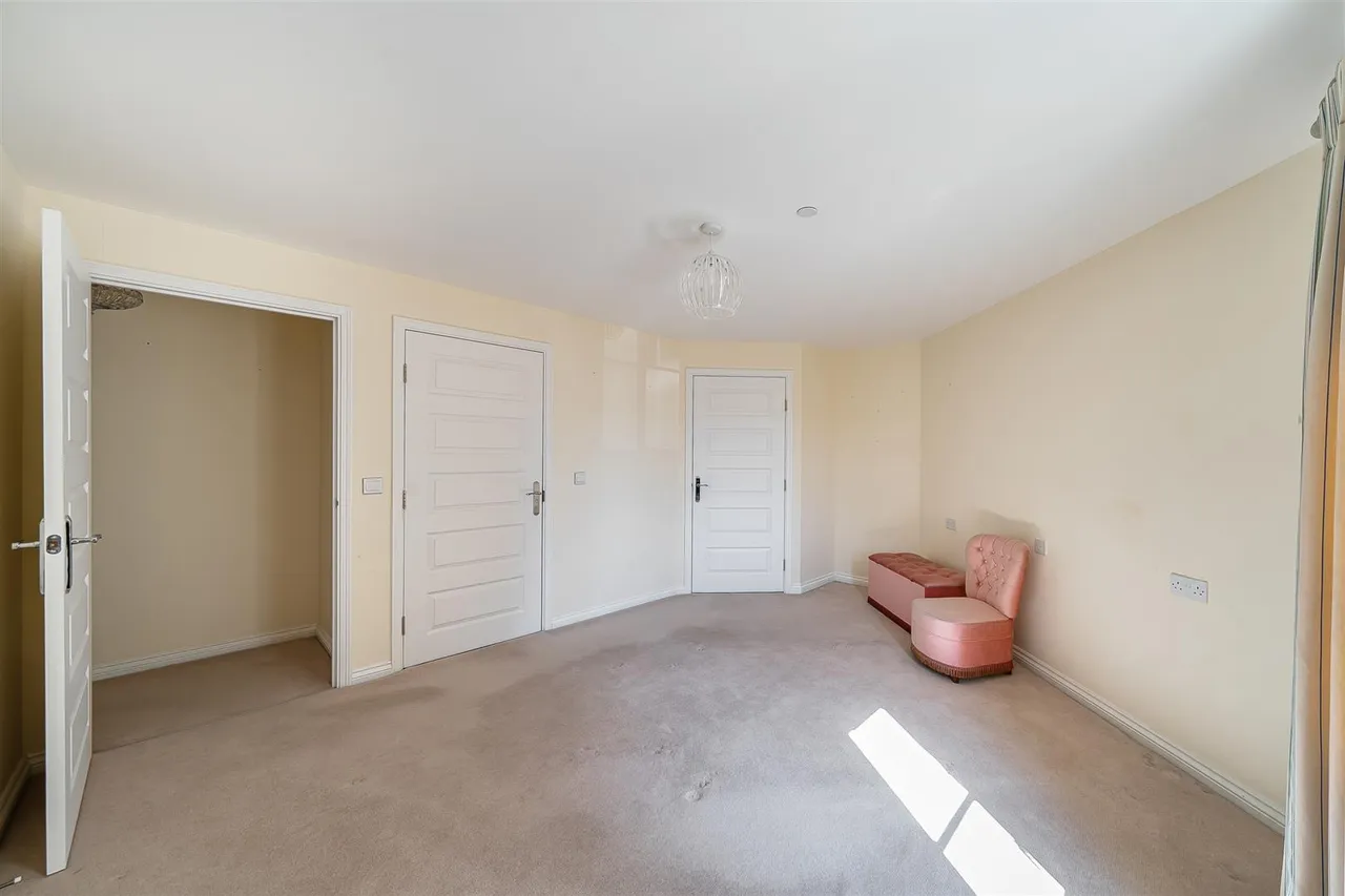 Westgate, Cowbridge, CF71, photo 8