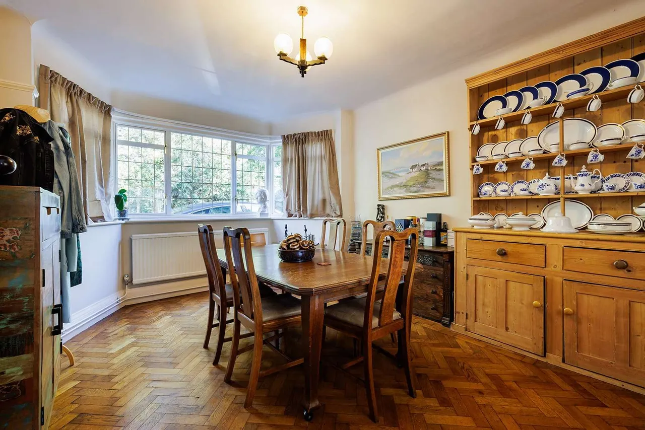 Wych Hill Lane, Woking, GU22, photo 4