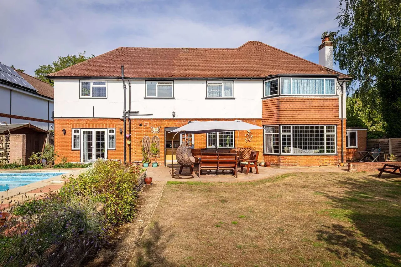 Wych Hill Lane, Woking, GU22, photo 19