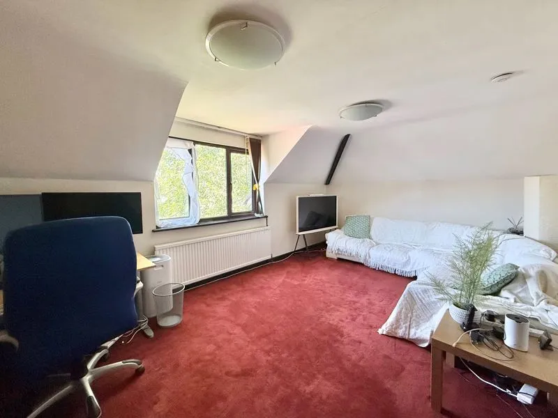Willow Court Bassetsbury Lane, High Wycombe HP11 1RN, photo 4