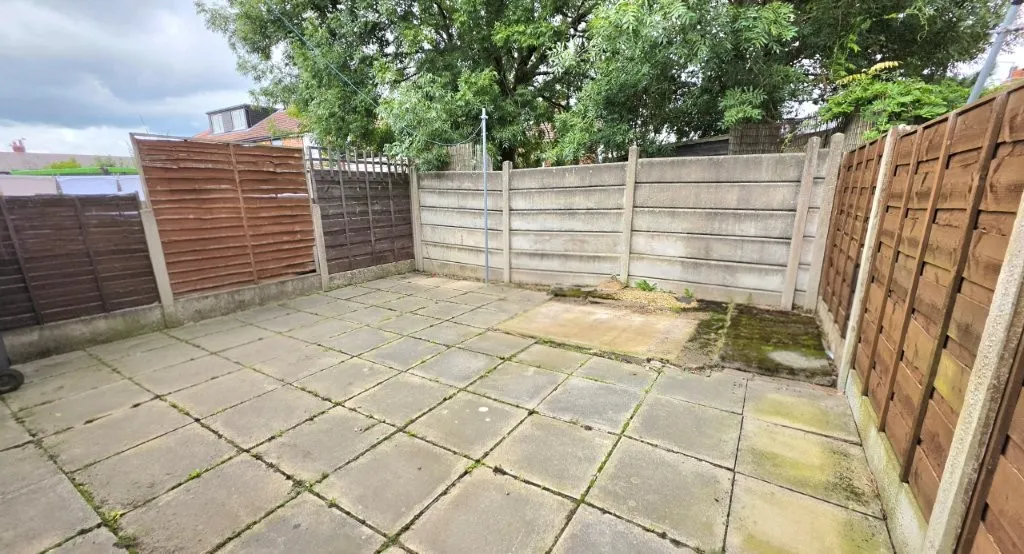 Sunnyside Road, Droylsden, M43, photo 3