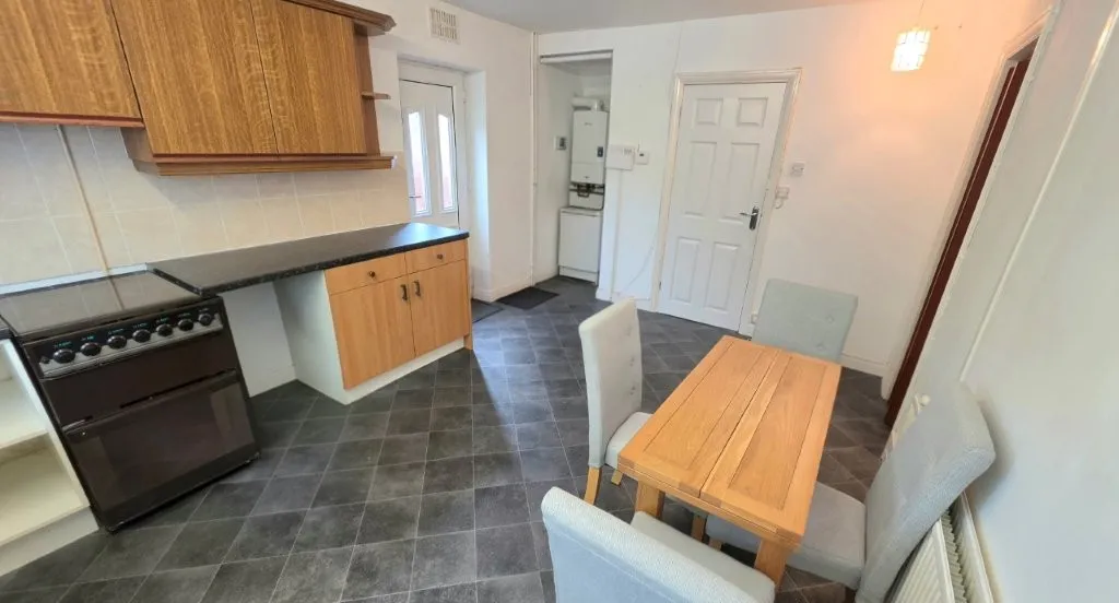 Sunnyside Road, Droylsden, M43, photo 7