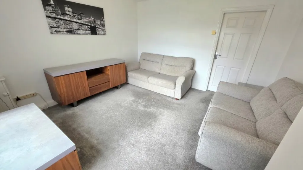 Sunnyside Road, Droylsden, M43, photo 6