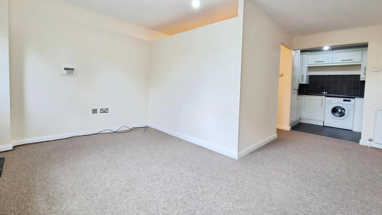 151-157 Victoria Street, Dunstable, LU6, photo 5