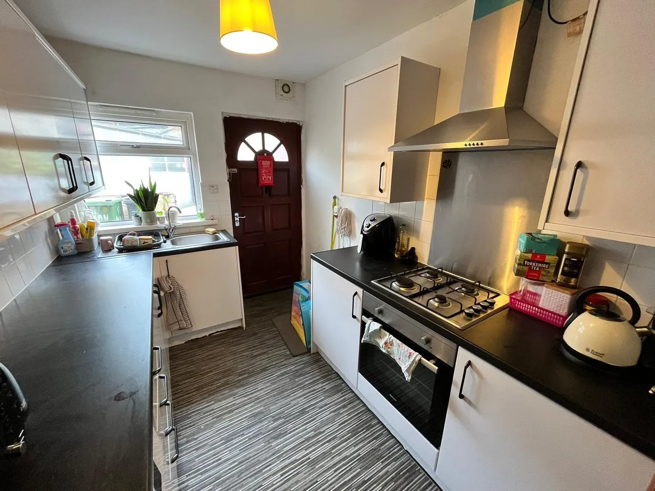 Manor Terrace, Hyde Park, LS6, photo 4