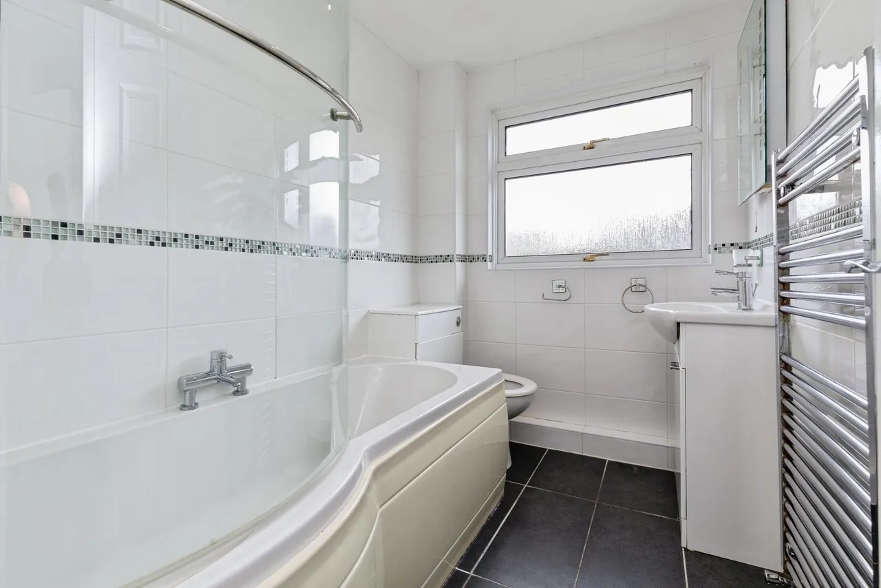 Vidgeon Avenue, Hoo, ME3, photo 9