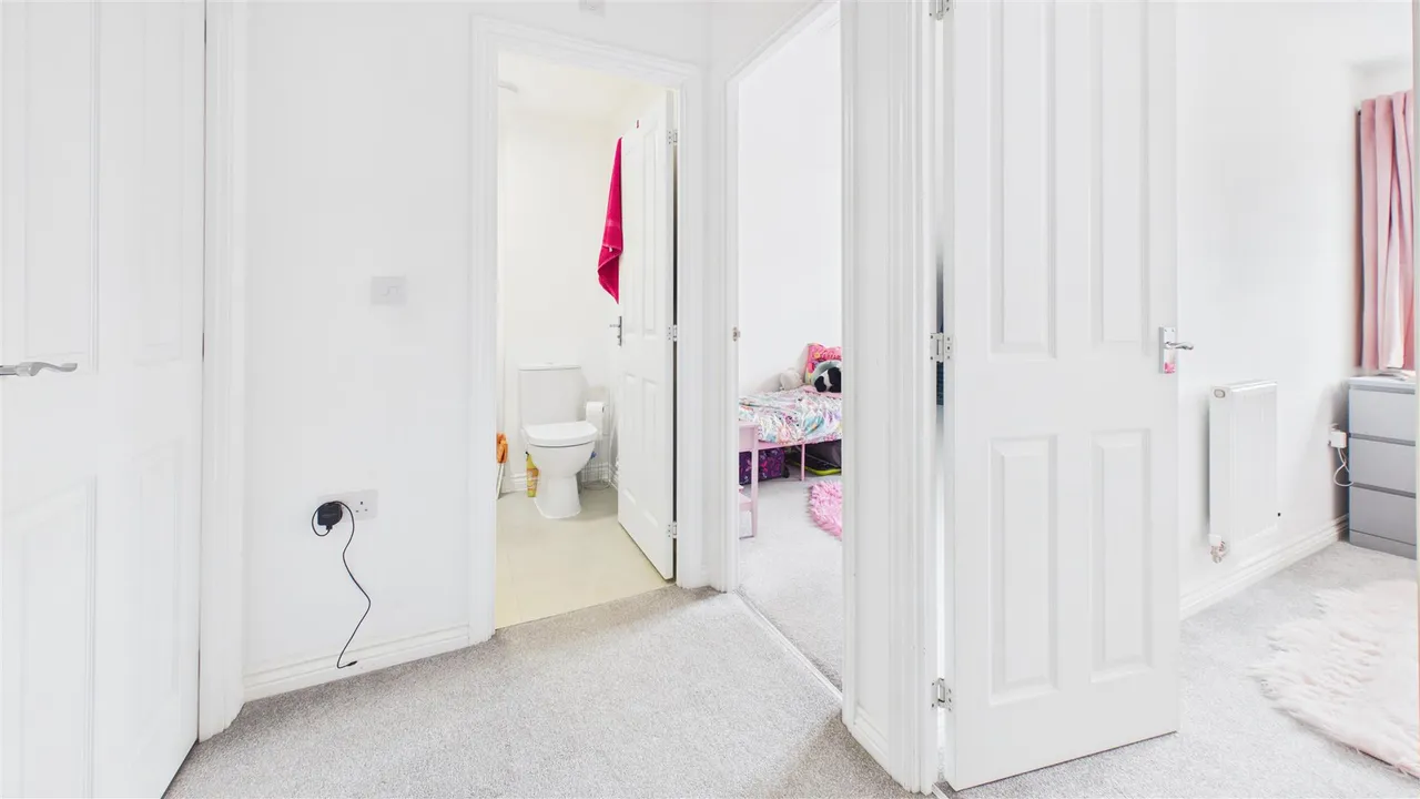 Taunton Road, Bourne, photo 11