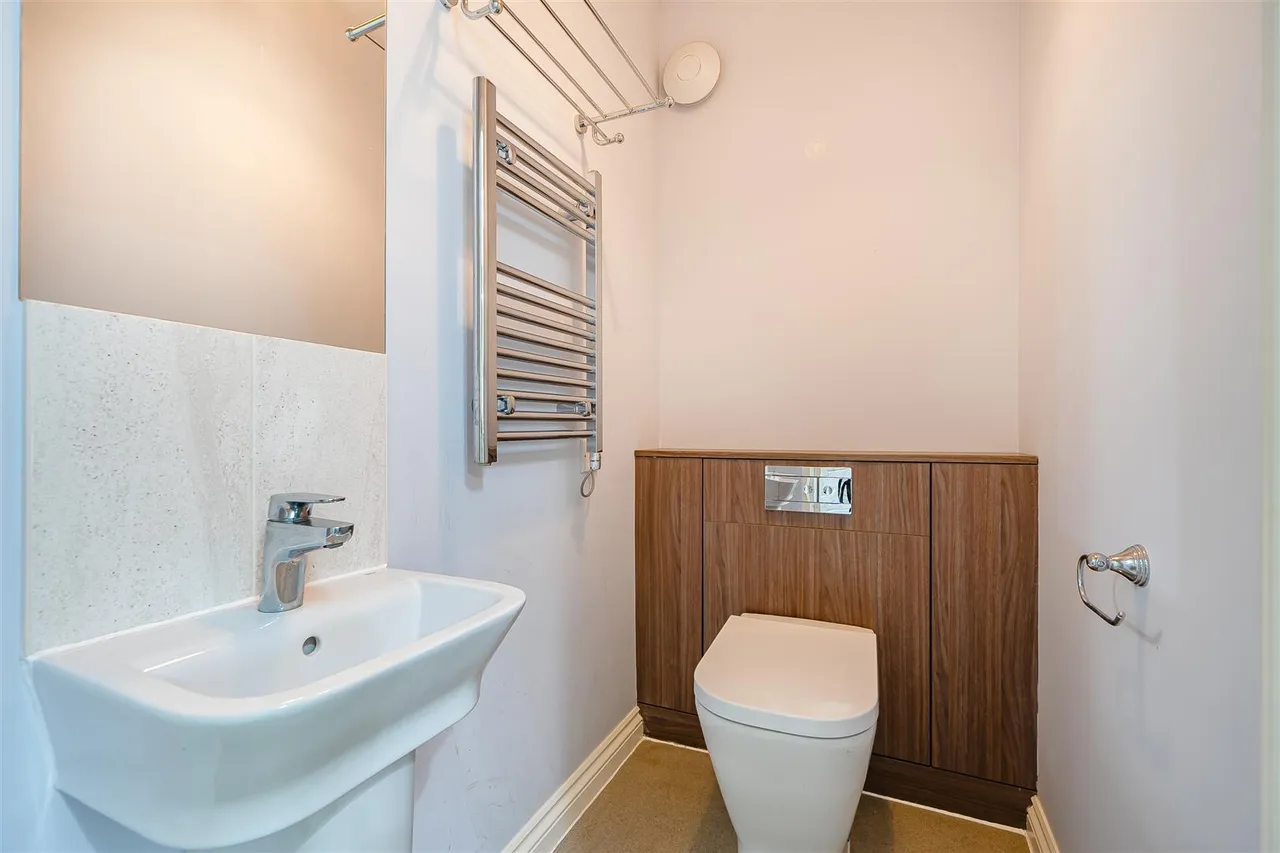 St. Clements Hill, Truro, TR1, photo 13