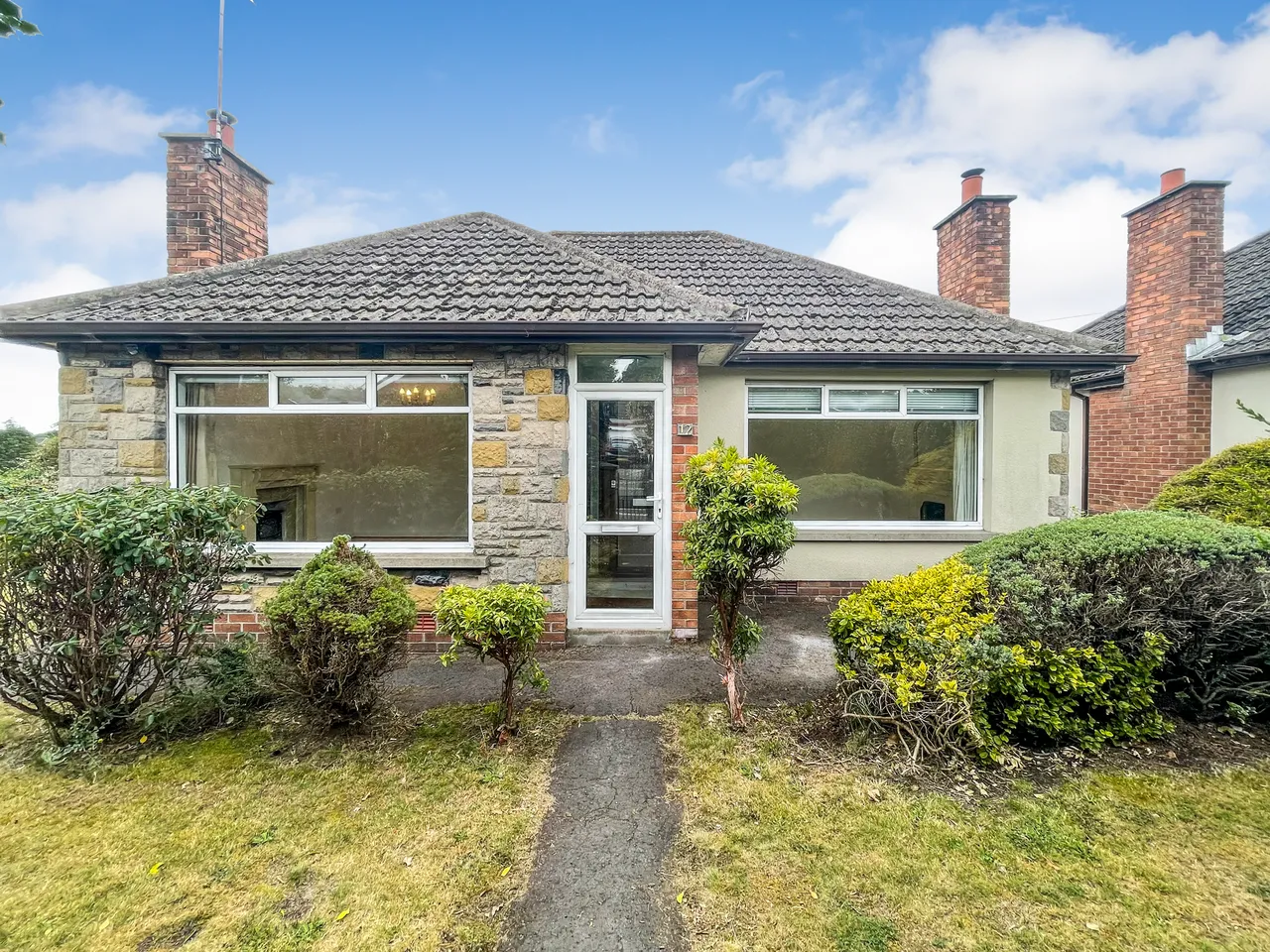 3 bed house for sale — Largymore Drive, Lisburn, BT27