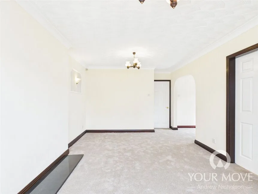 Fairview Avenue, Weston, Cheshire, CW2, photo 10