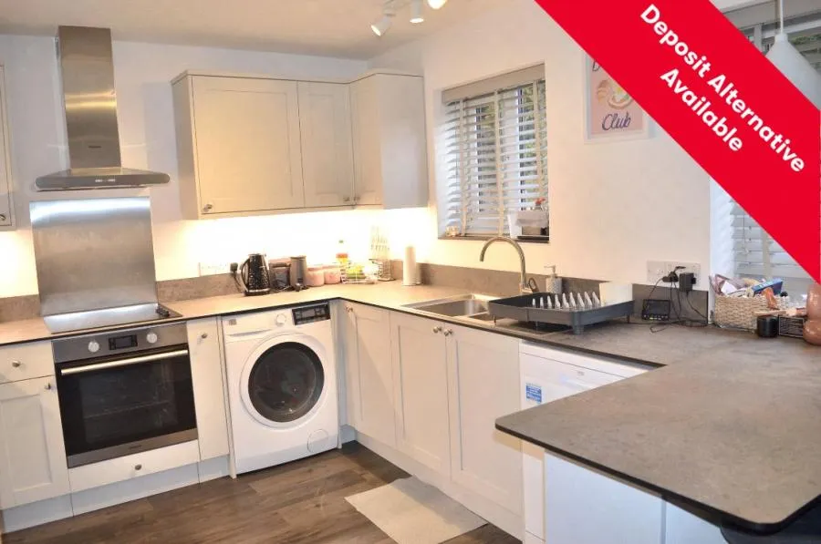 1 bed flat to rent, Station Approach, Coulsdon North, CR5
