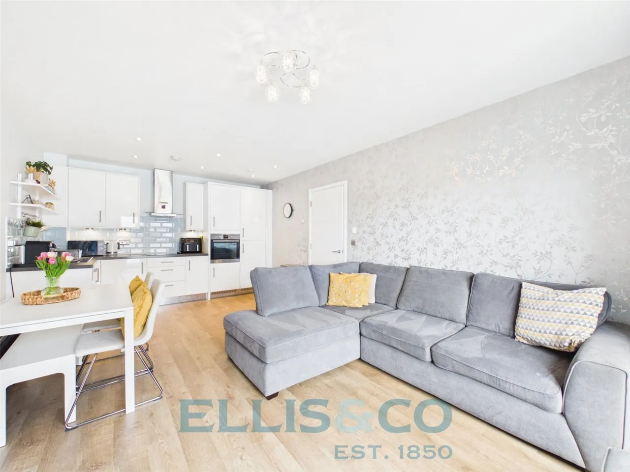 Sovereign Way, Tonbridge, TN9, photo 7