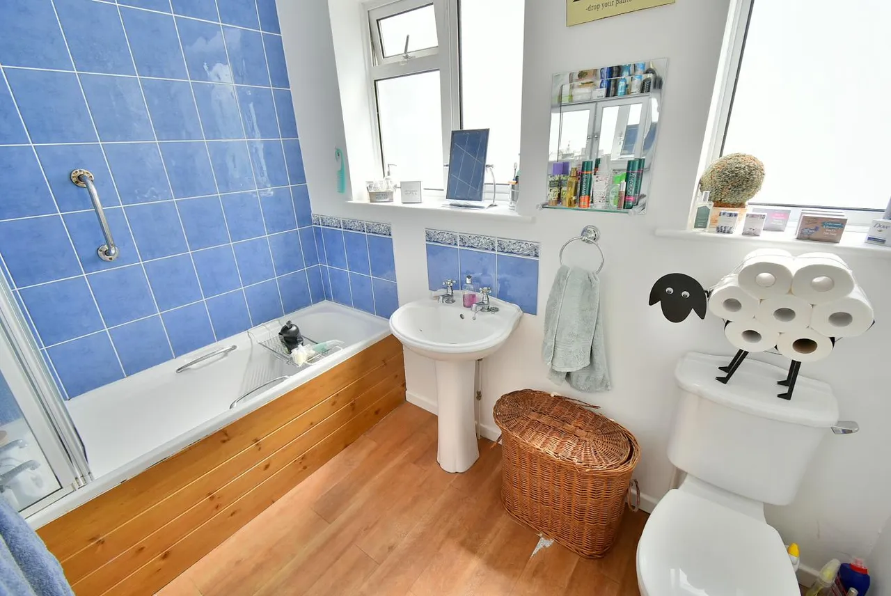 Oak Tree Cottage, BH22, photo 15