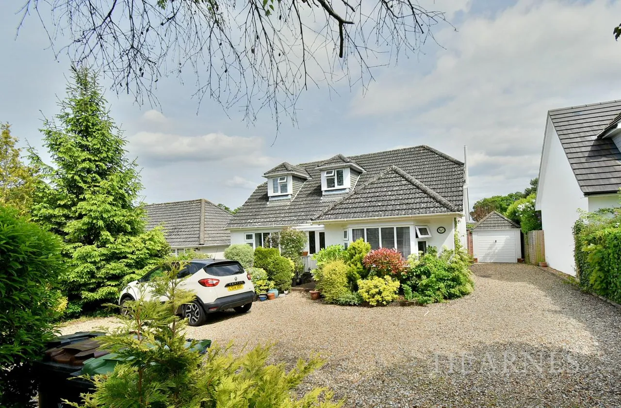4 bed house for sale, Oak Tree Cottage, BH22