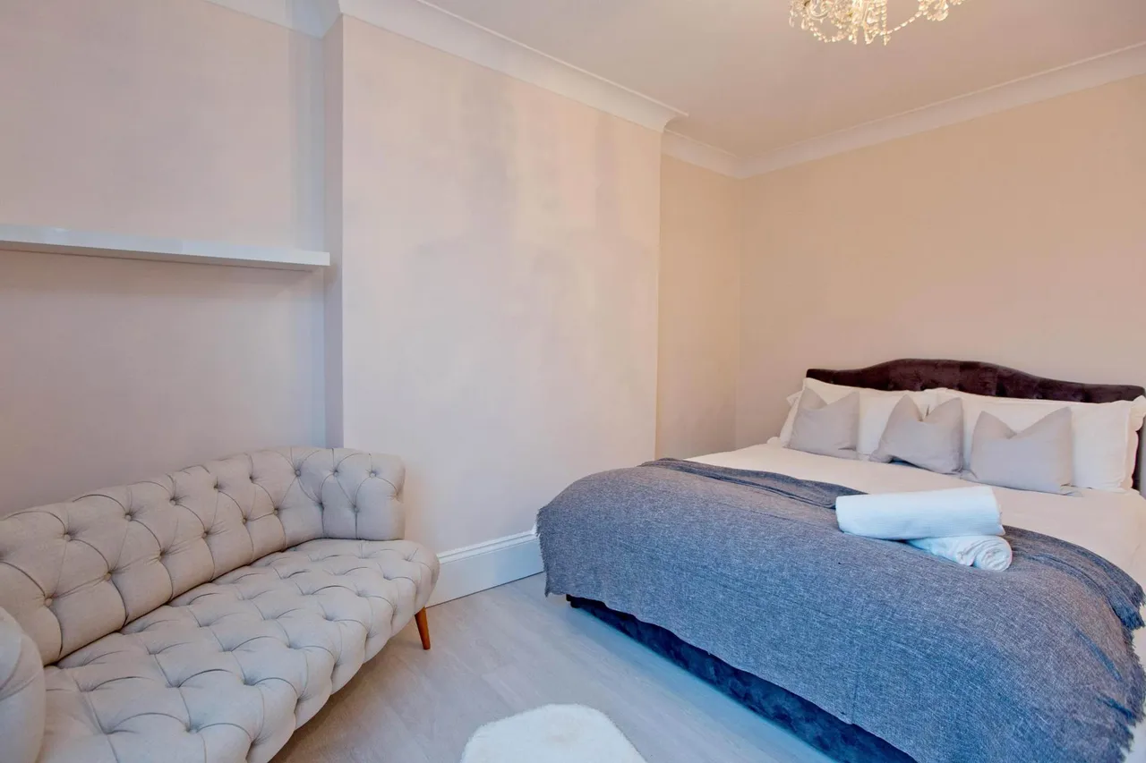 Park Village West, Regent`s Park, NW1, photo 17