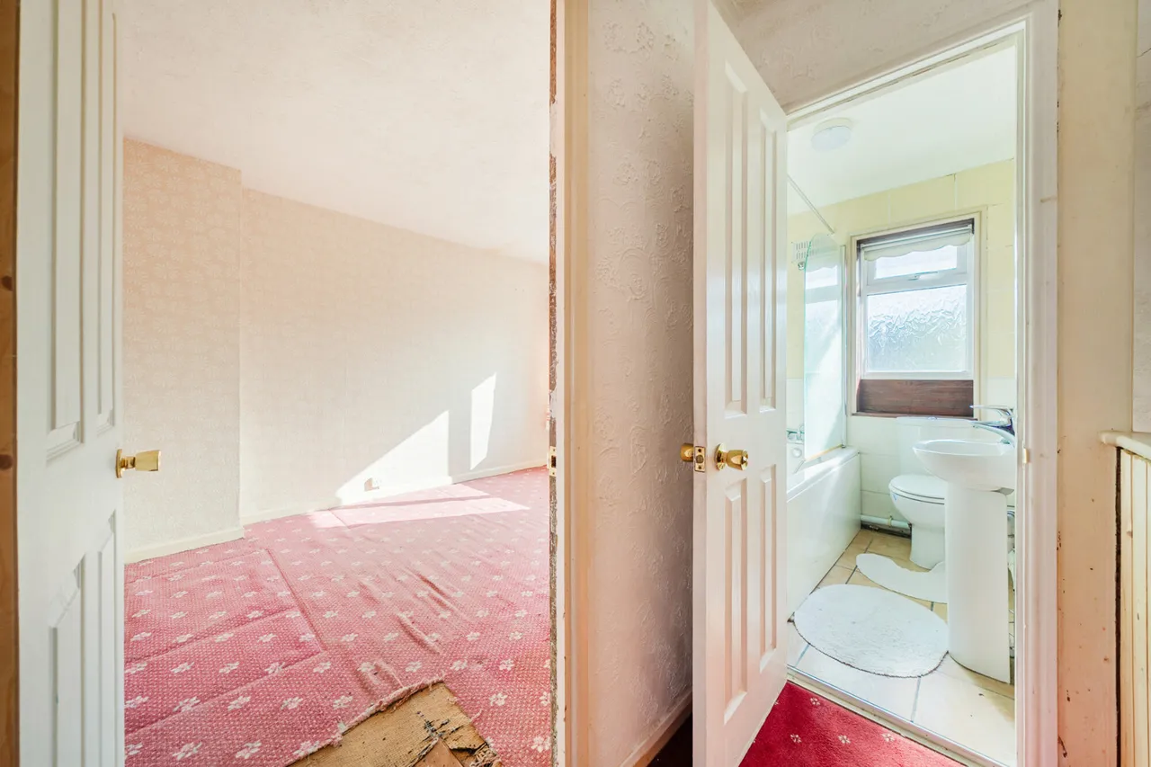 Beaconsfield Road, SE9, photo 9