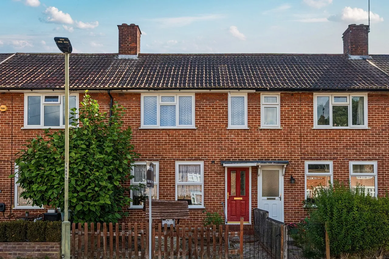Beaconsfield Road, SE9, photo 15