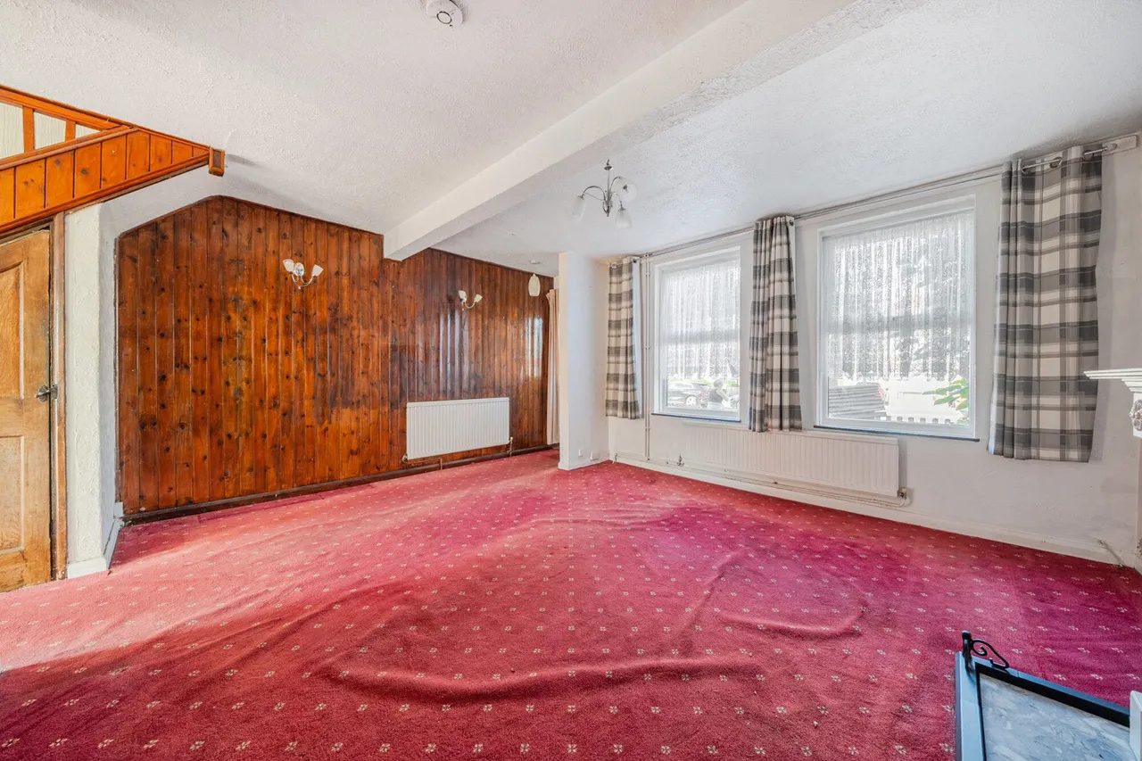 Beaconsfield Road, SE9, photo 13
