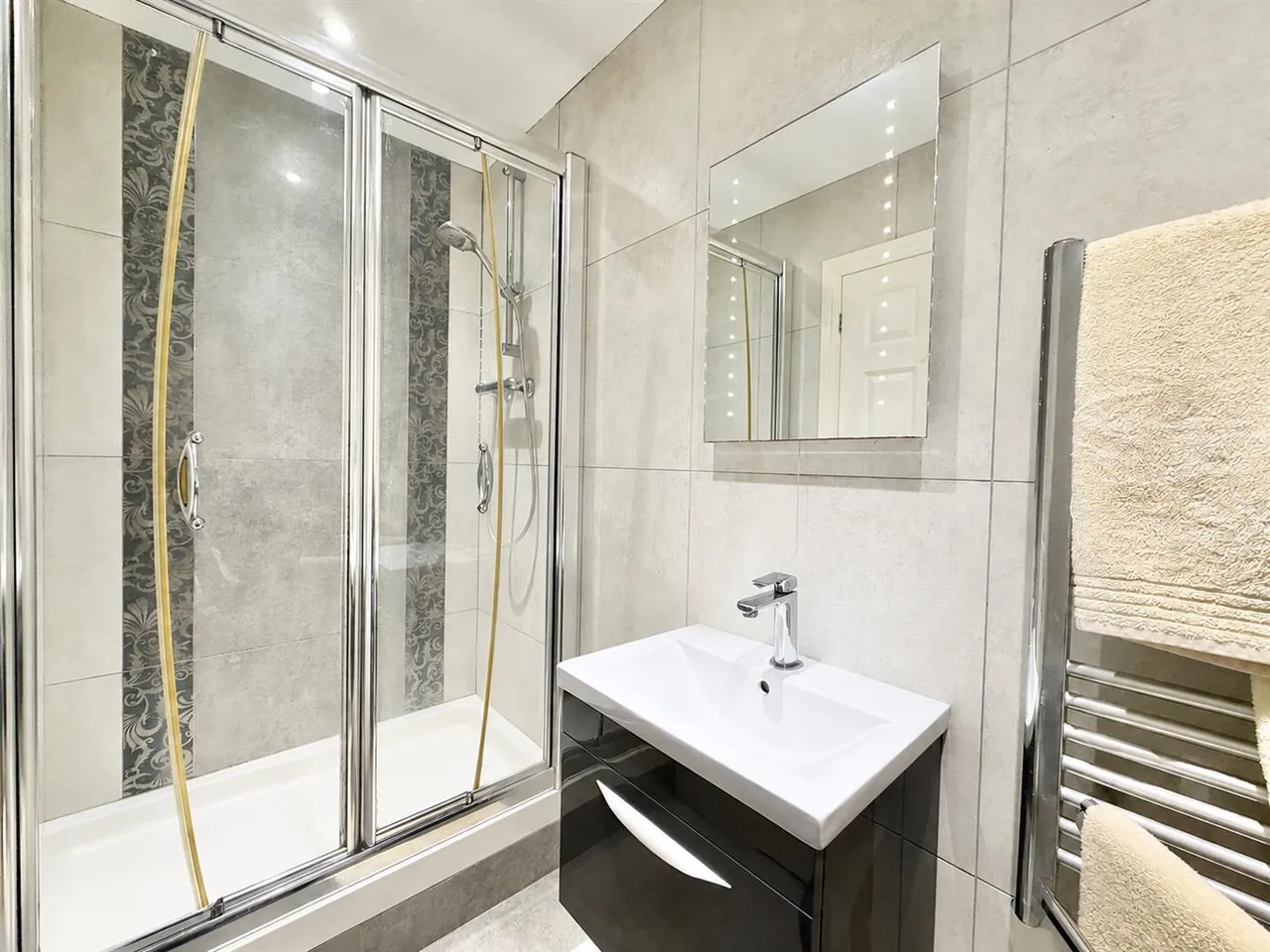 Wilmslow Road, Alderley Edge, SK9, photo 8