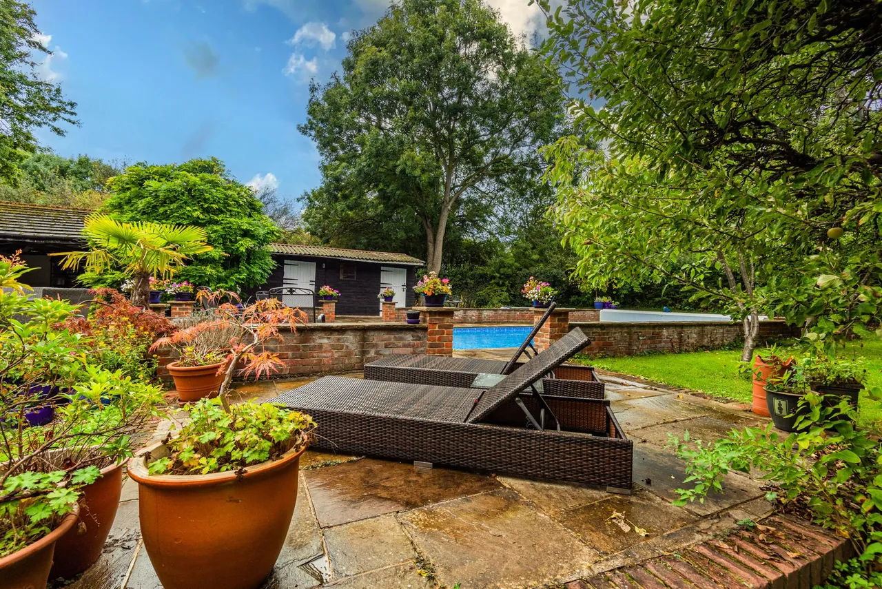 Epping Road, Roydon, CM19, photo 37