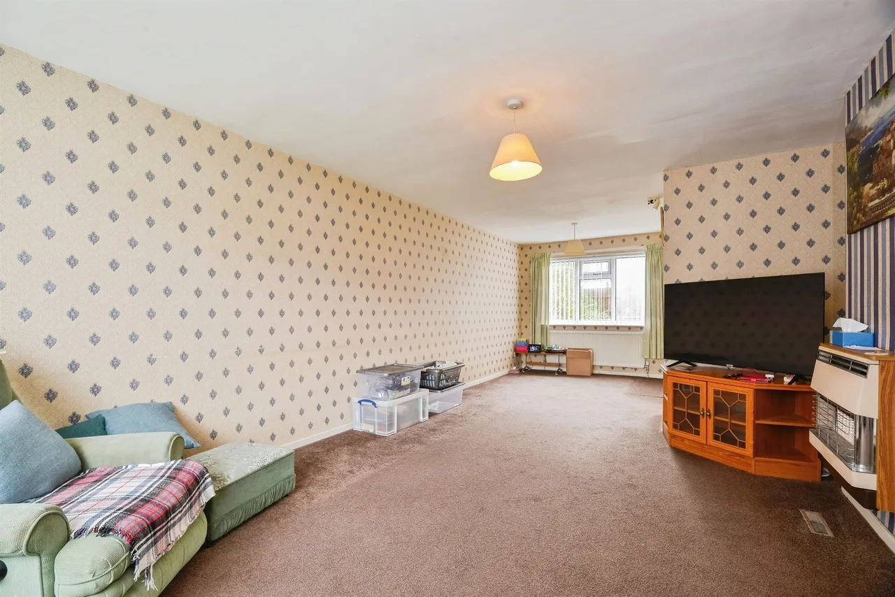 Offerton Drive, Hemlington, TS8, photo 3