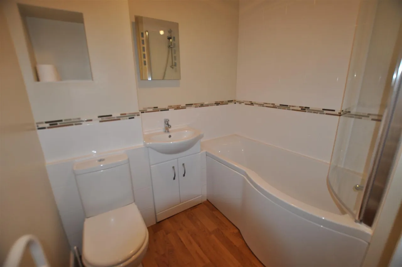 Osborne Road, WR14, photo 6