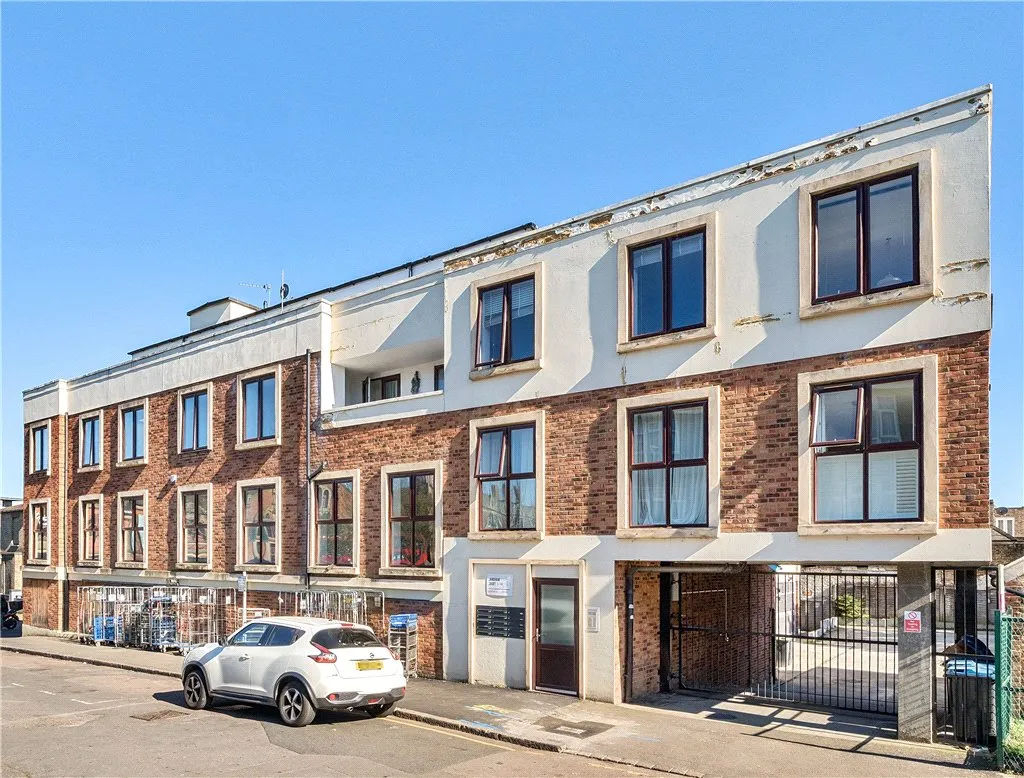 Suffolk Road, London, SE25, photo 2