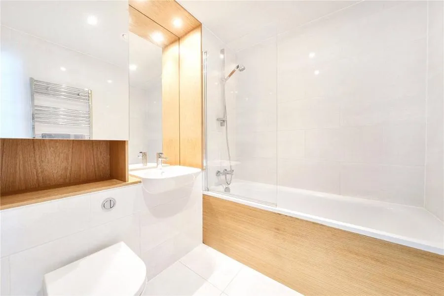 Boaters Avenue, Brentford, TW8, photo 7