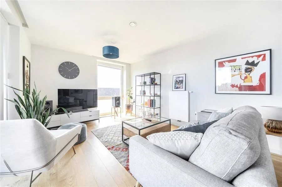 Boaters Avenue, Brentford, TW8, photo 3
