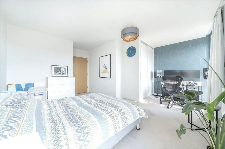 Boaters Avenue, Brentford, TW8, photo 6