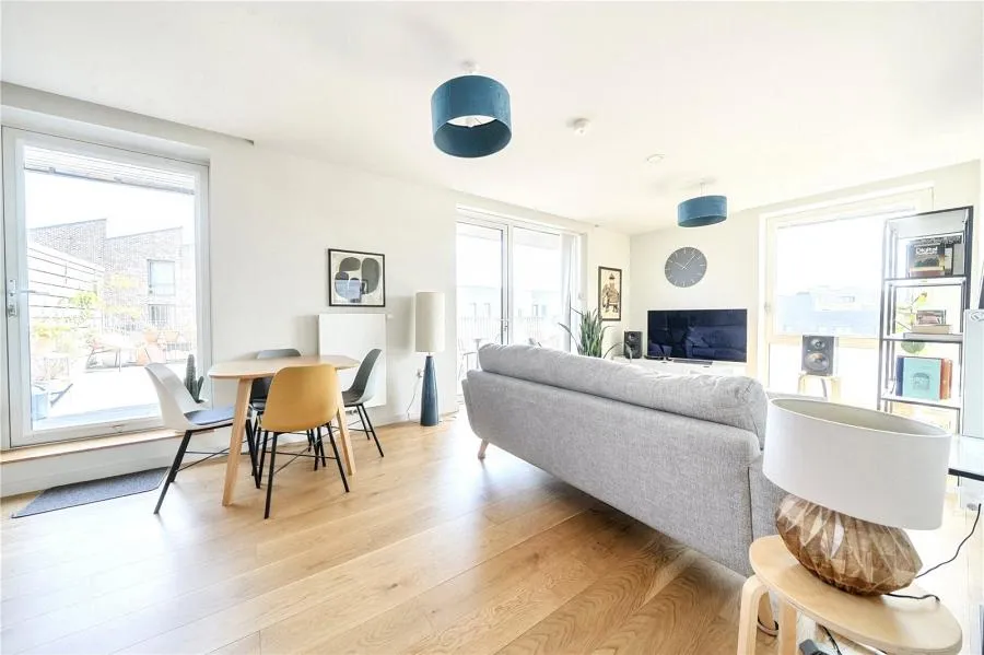 Boaters Avenue, Brentford, TW8, photo 5