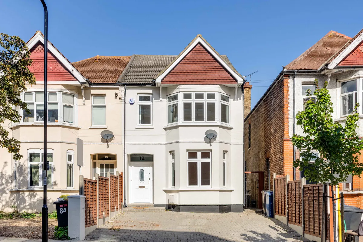 Barlow Road, London, W3, photo 12