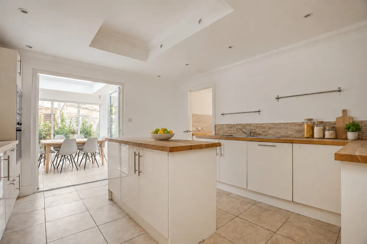 Barlow Road, London, W3, photo 3