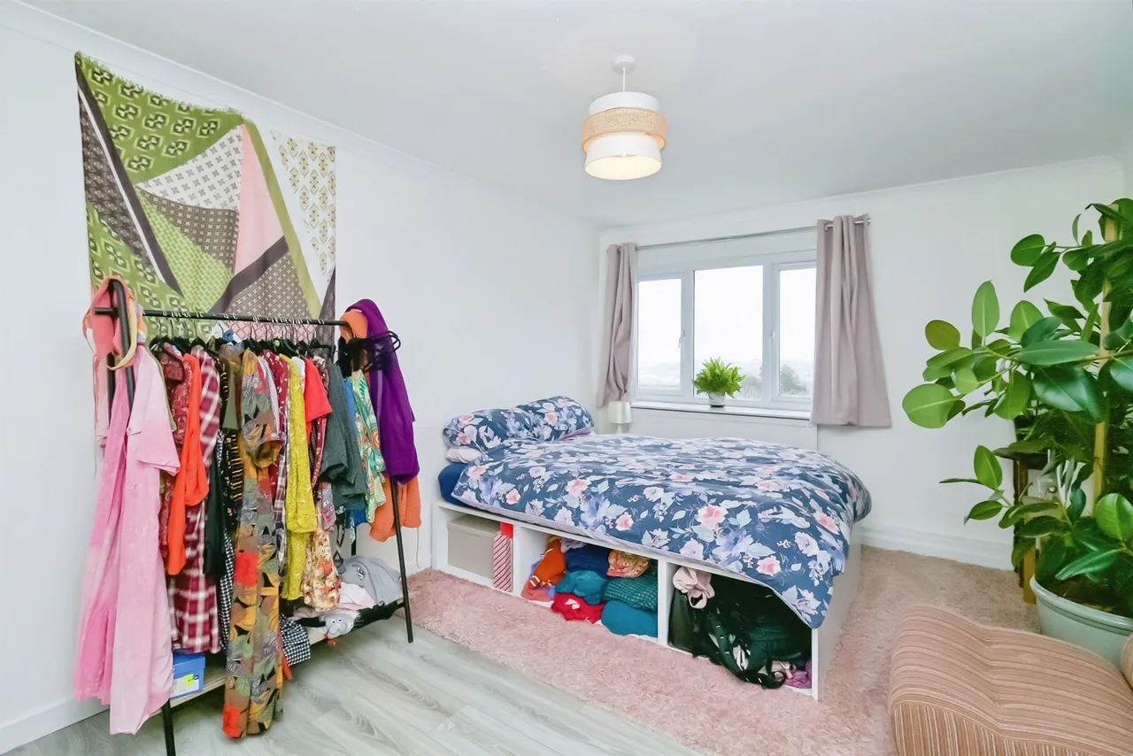 Owens Close, Barry, CF62, photo 5