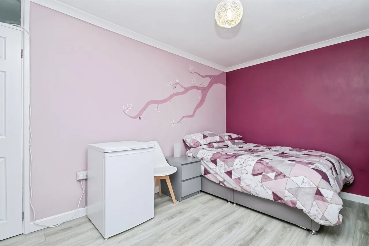 Owens Close, Barry, CF62, photo 6