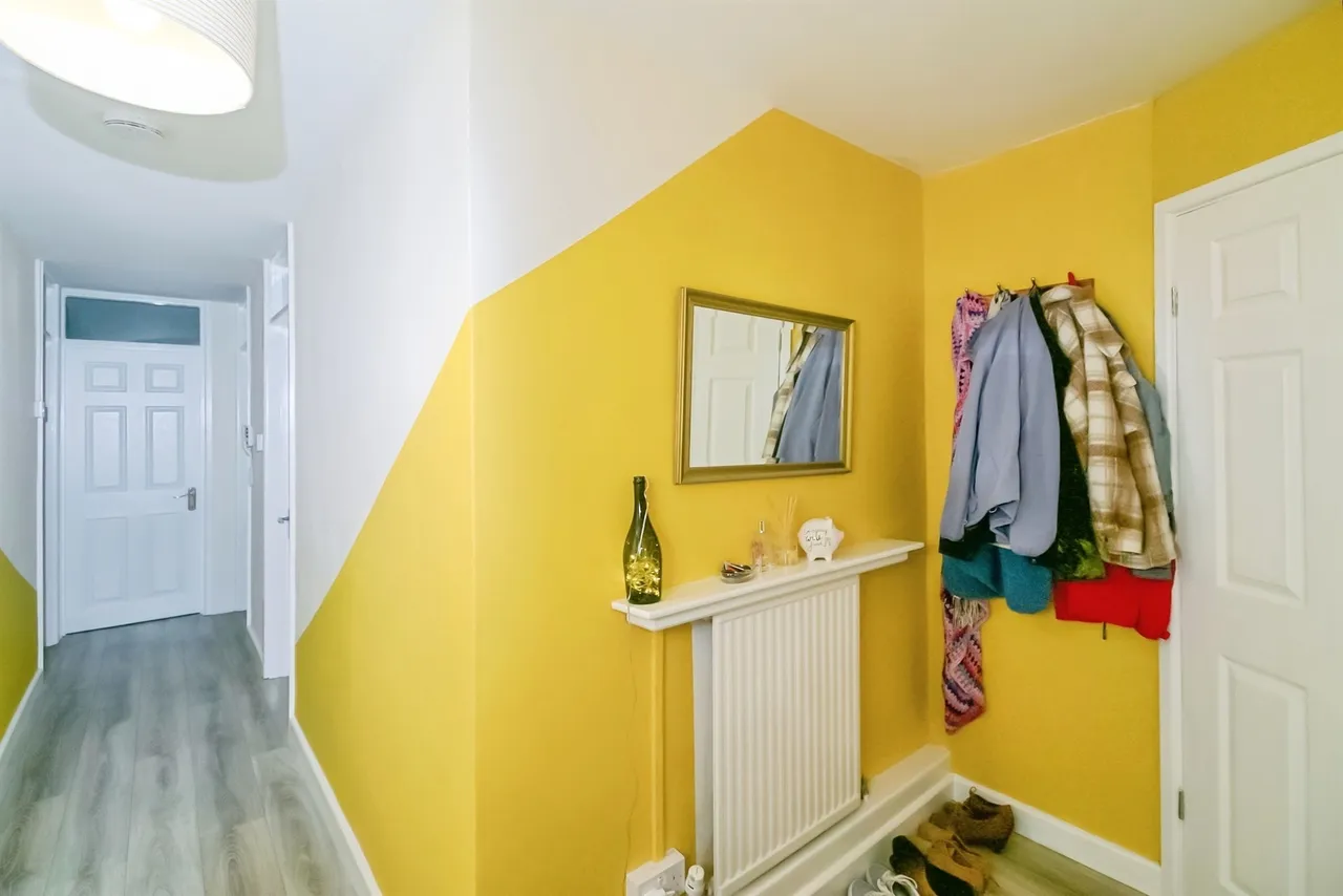 Owens Close, Barry, CF62, photo 7
