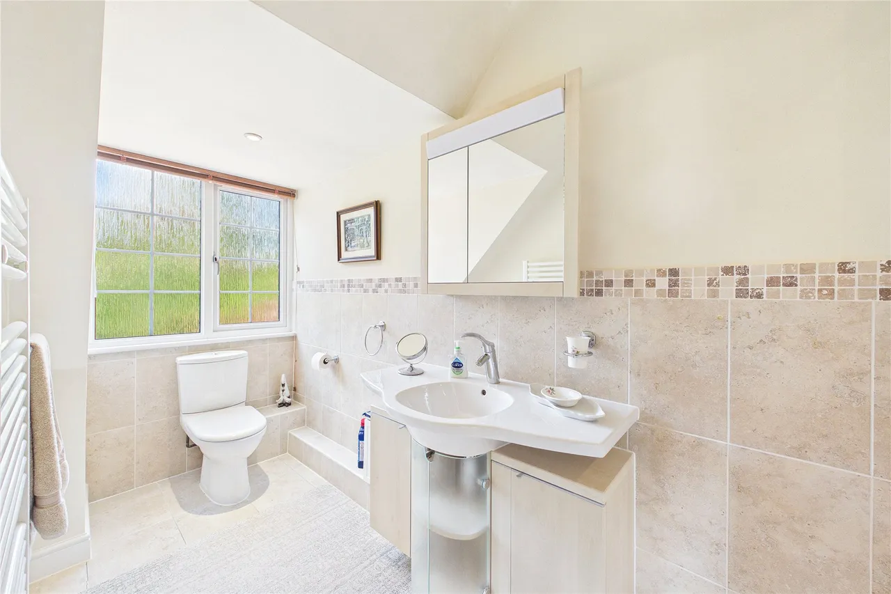 Wilson Way, Horsell, GU21, photo 14