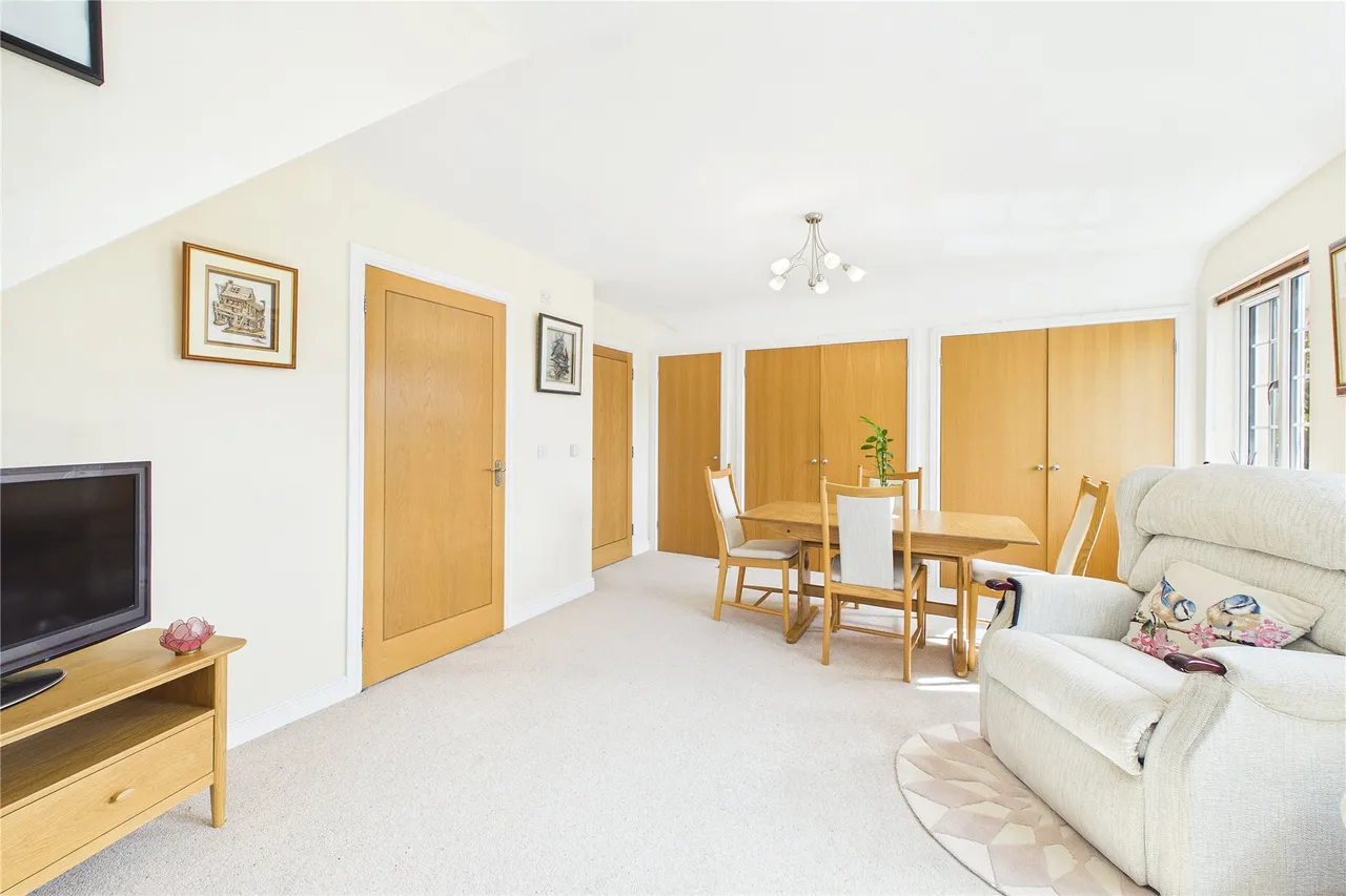 Wilson Way, Horsell, GU21, photo 7