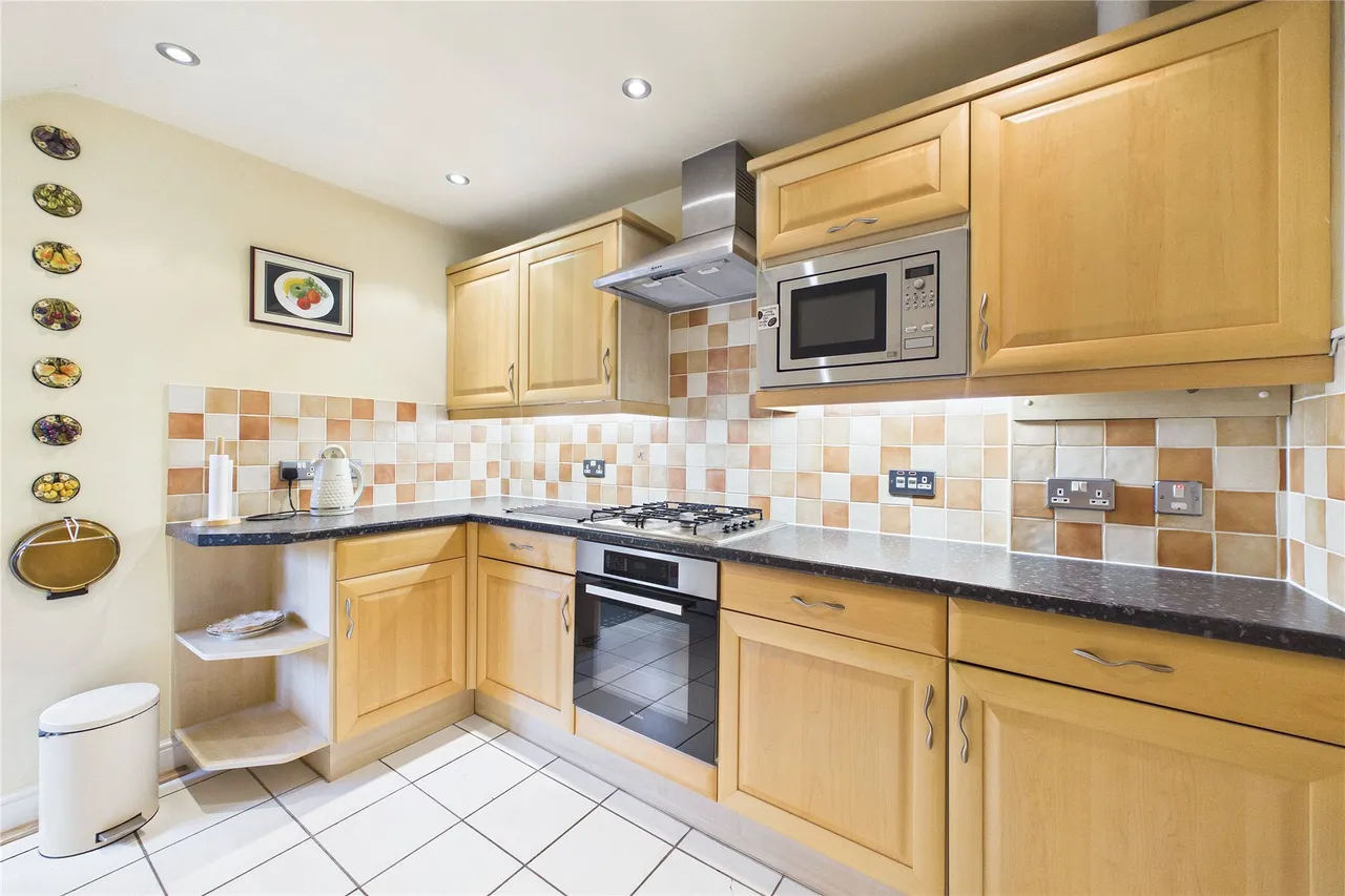 Wilson Way, Horsell, GU21, photo 9