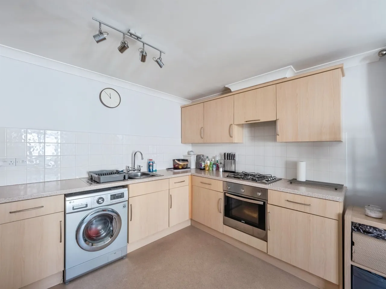 Billingsmoor Lane, Poundbury, DT1, photo 3