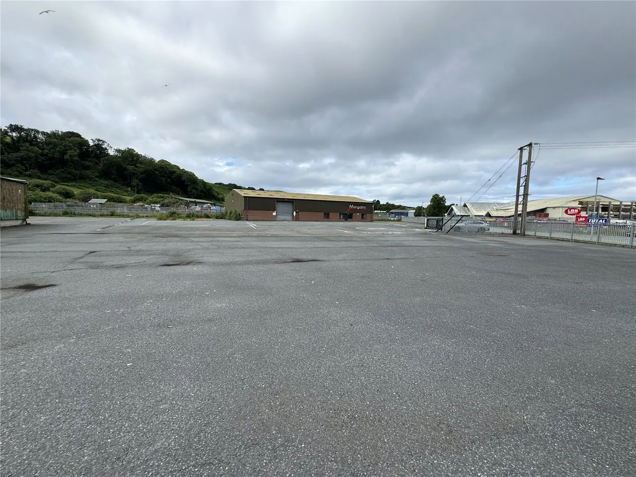 Glan Yr Afon Industrial Estate, Llanbadarn Fawr, photo 16