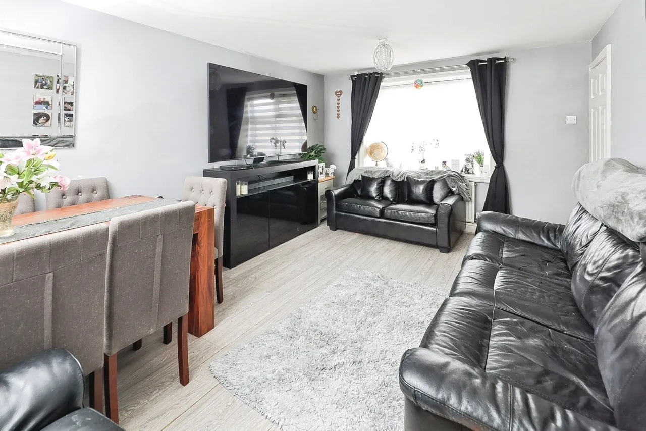 Edinburgh Road, NUNEATON, Warwickshire, CV10, photo 3
