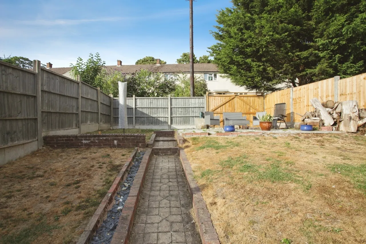 Edinburgh Road, NUNEATON, Warwickshire, CV10, photo 18