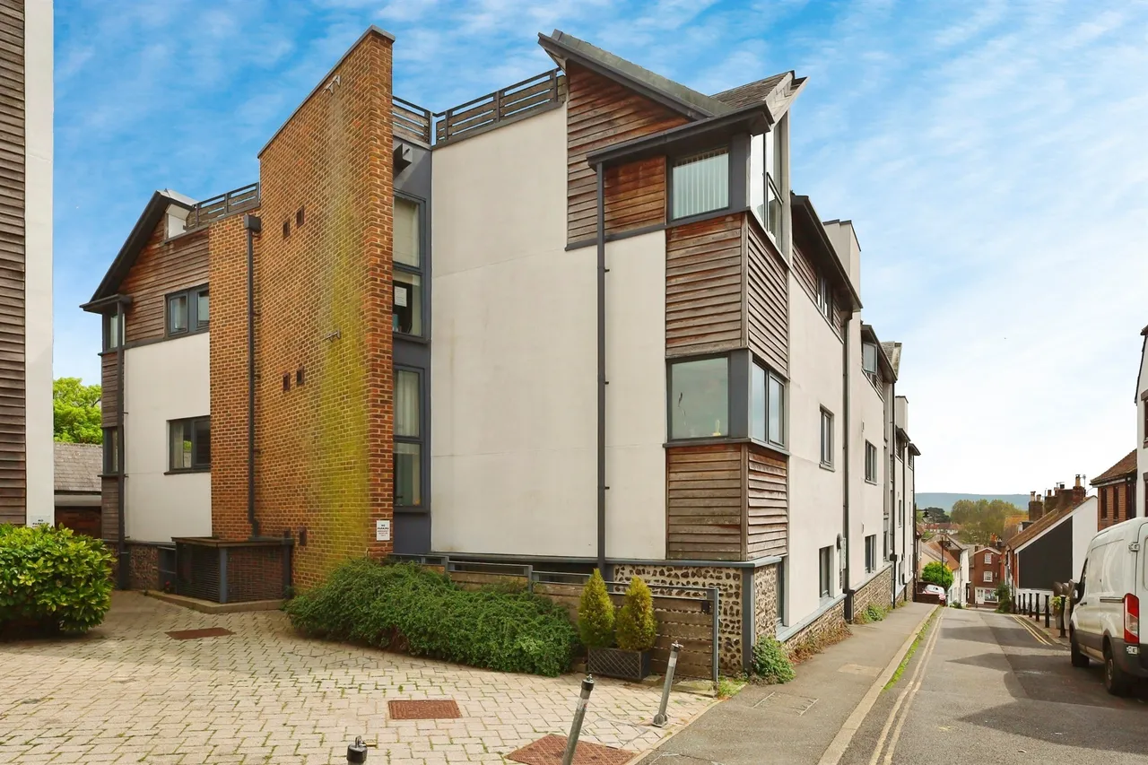 St. Nicholas Lane, Lewes, BN7, photo 2
