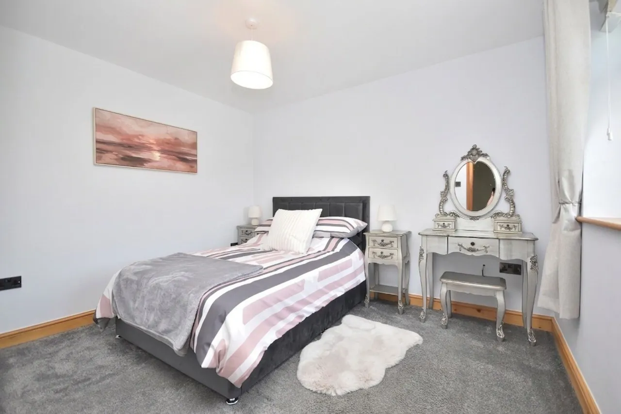 Booth Lane North, Northampton, NN3 6JH, photo 14