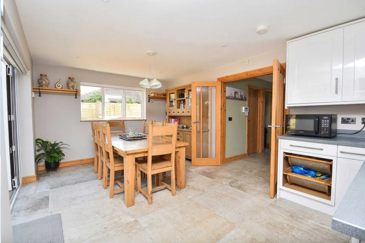 Booth Lane North, Northampton, NN3 6JH, photo 5