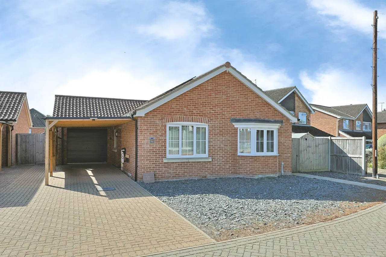 3 bed house for sale, The Warren, Old Catton, NR6